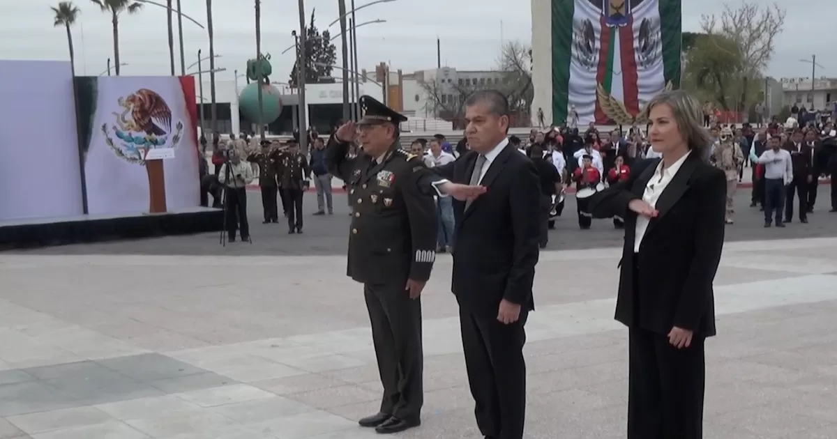 Encabeza MARS ceremonia cívica por Día de la Bandera