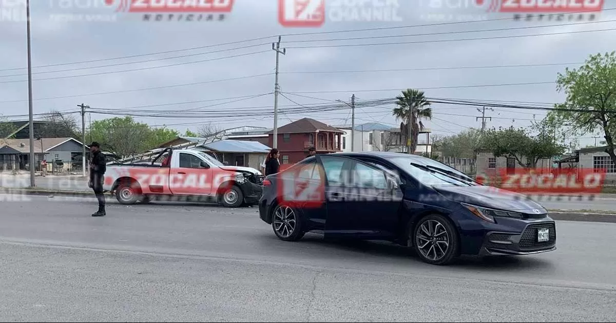 Daños materiales dejó accidente vial en Ejido PN