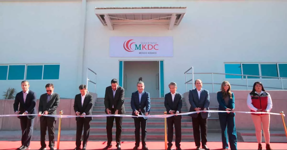 Inauguran Miguel Riquelme y José María Morales nueva planta de MKDC y anuncian expansión