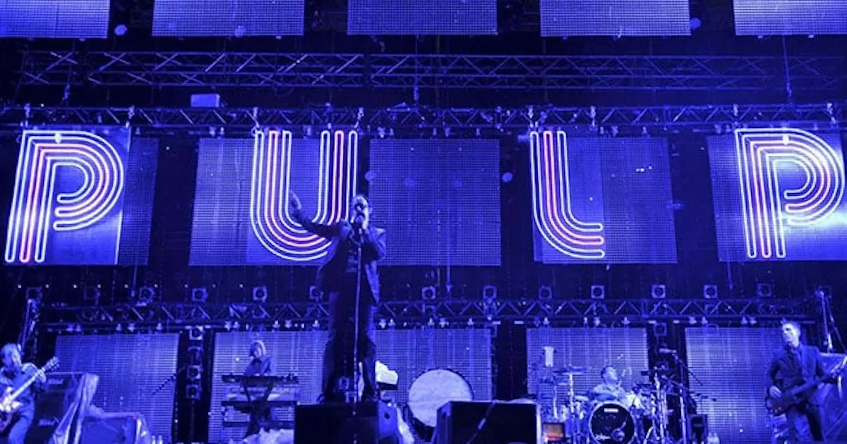 La banda detuvo su actividad en 2002, aunque regresó a los escenarios en 2011 y 2012