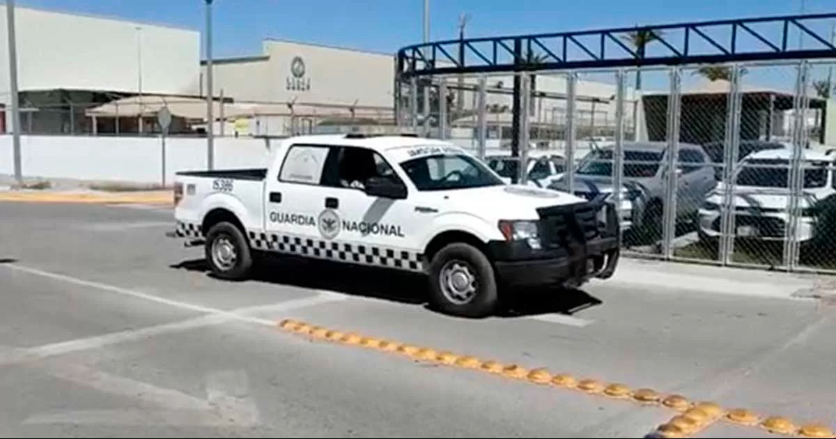 Simpatizantes desairan a López Obrador en su llegada a la Laguna