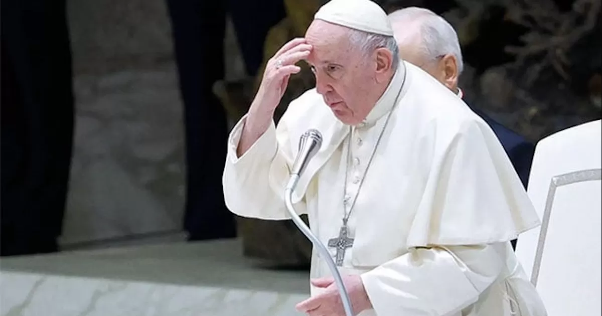 Francisco ya adelantó en una entrevista al diario español ABC que había dejado escrita una carta de renuncia