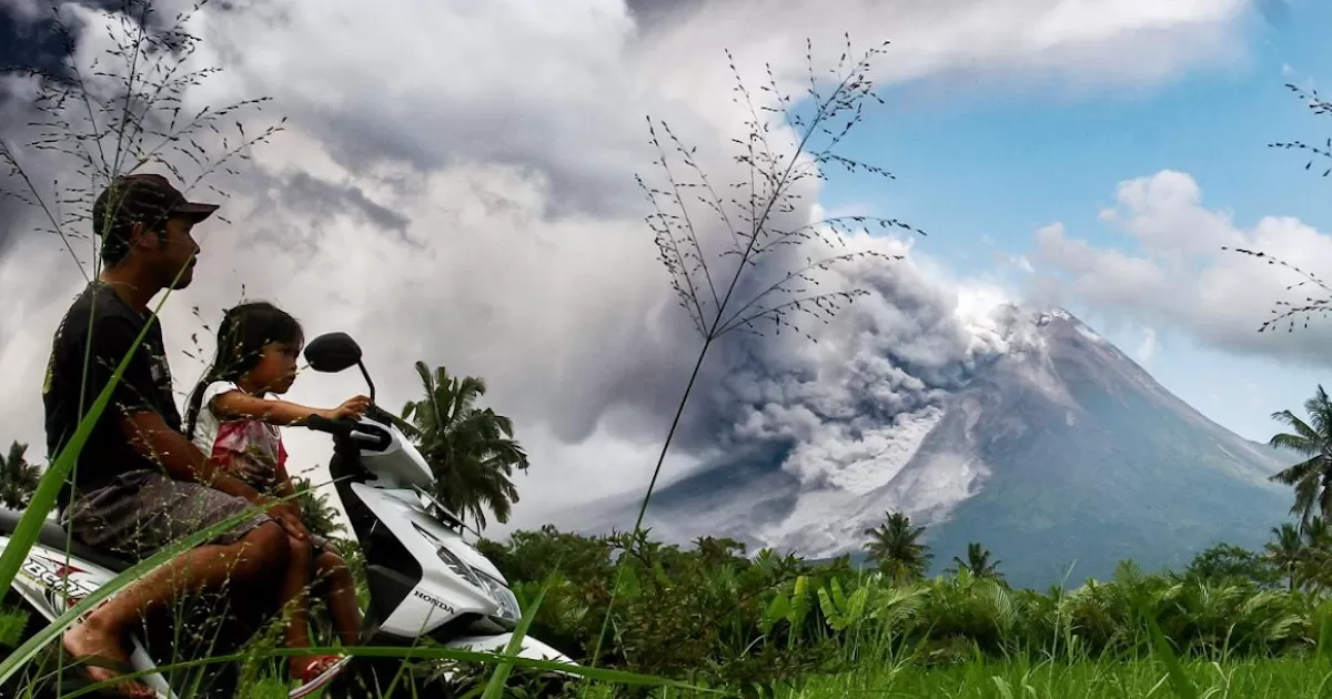 Entra en erupción el volcán Merapi, uno de los más activos del mundo