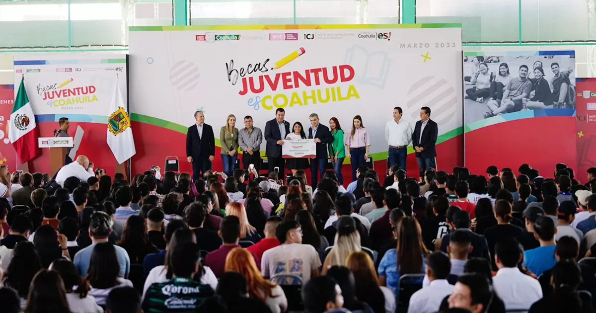 Entrega MARS becas universitarias "Juventud Es-Coahuila"
