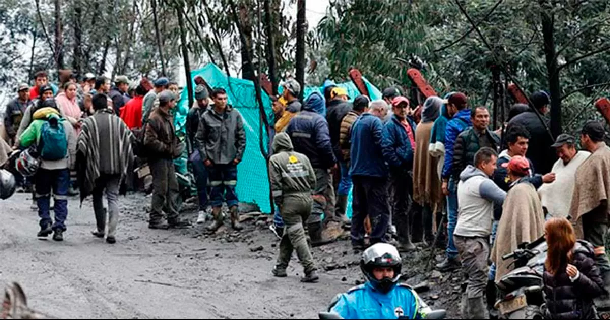Igualmente nueve personas fueron rescatadas con vida en las primeras horas después de las explosiones