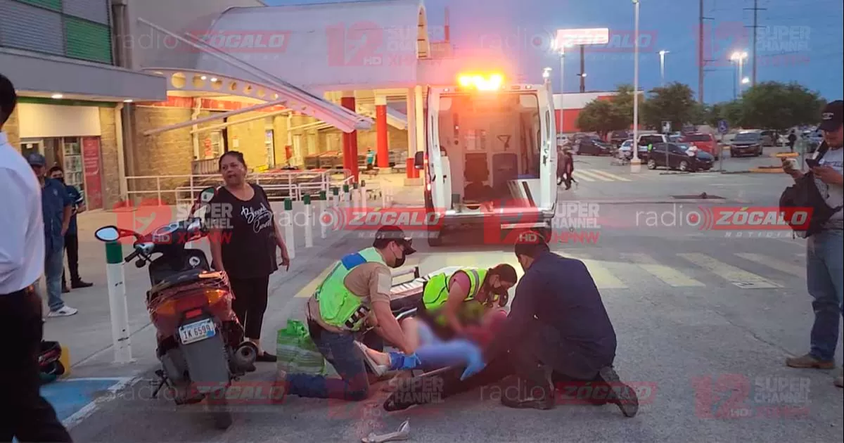 Le cae moto encima a mujer; fue hospitalizada