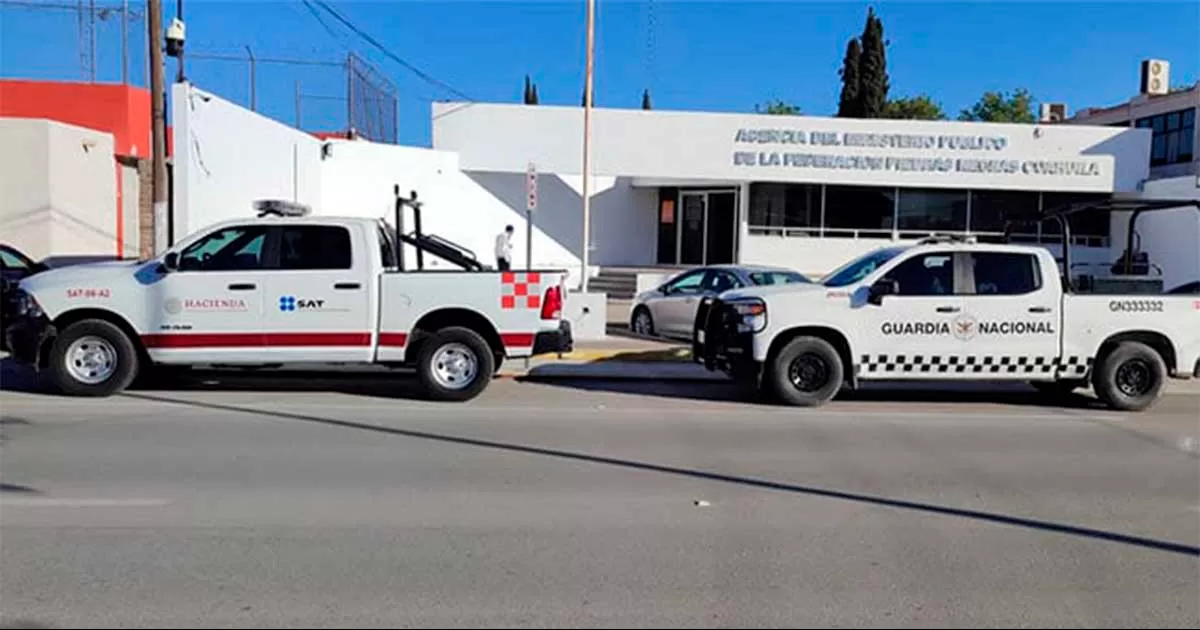 En forma inmediata se hizo el aseguramiento de una unidad y cartuchos y detención del conductor