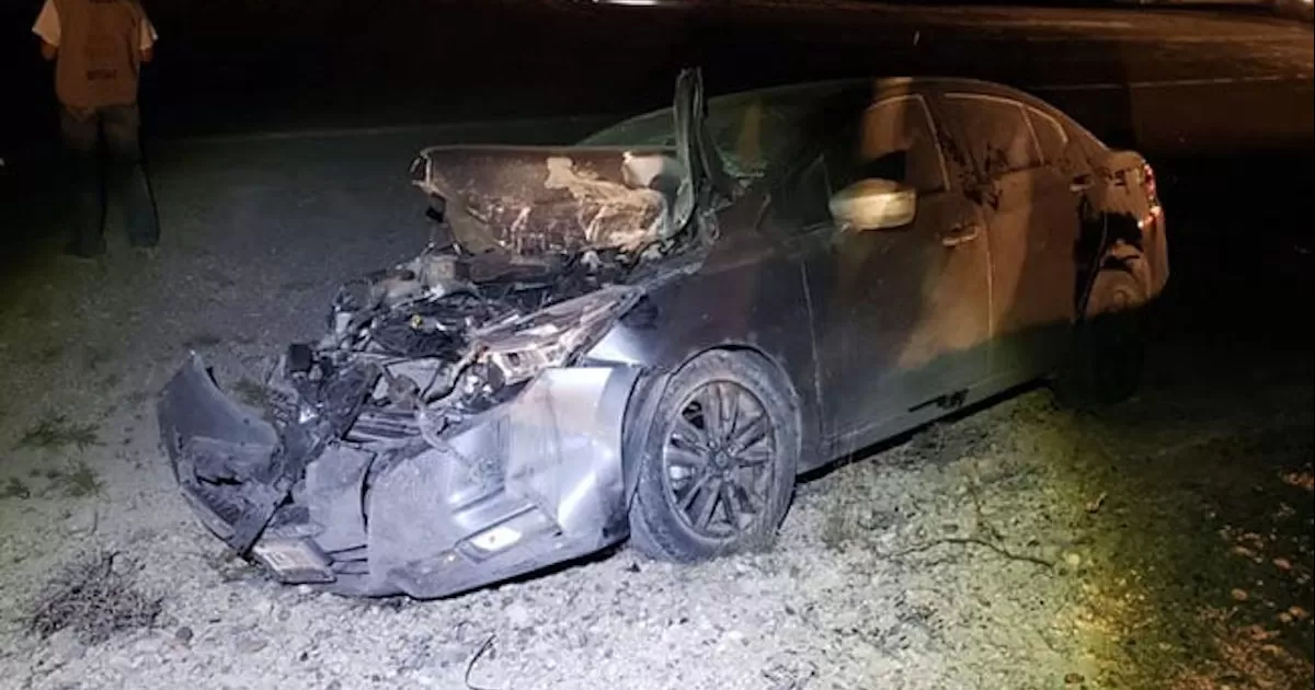 Un lesionado tras choque en carretera a la presa de Acuña
