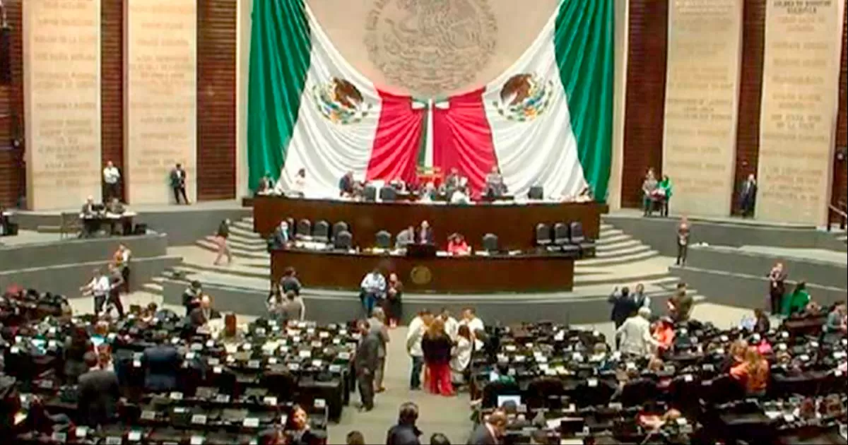 Morena impulsa en Mesa Directiva de San Lázaro que nombramiento de consejeros electorales se haga por insaculación la madrugada del viernes.