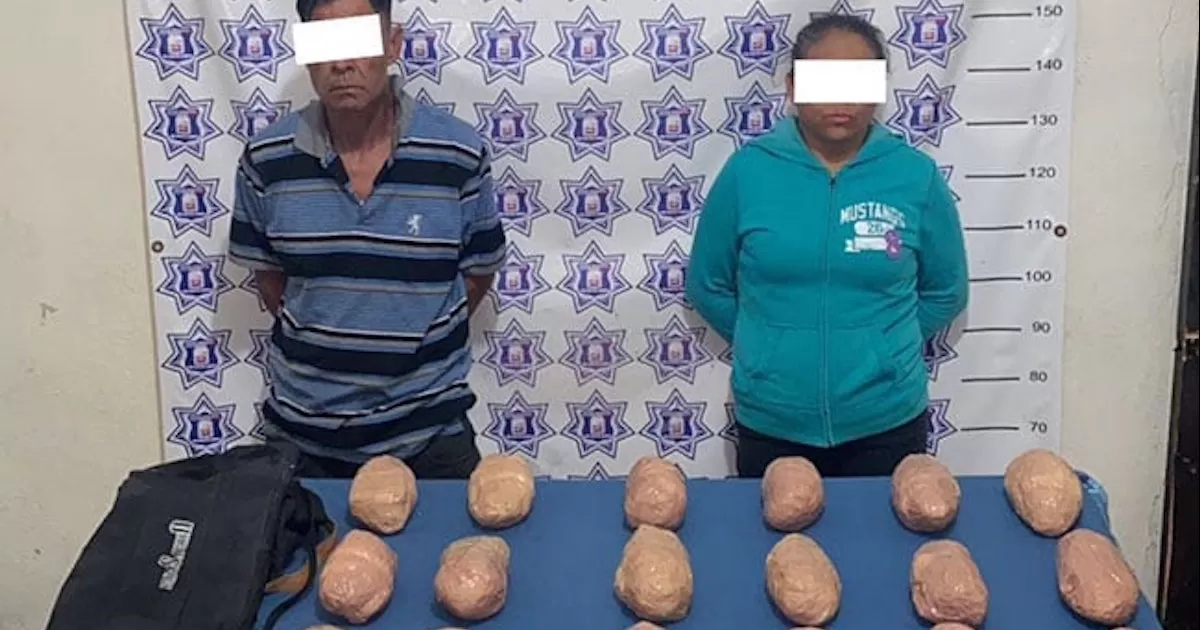 Realizaron la detención de la pareja en el bulevar Adolfo López Mateos, a la altura de Soriana