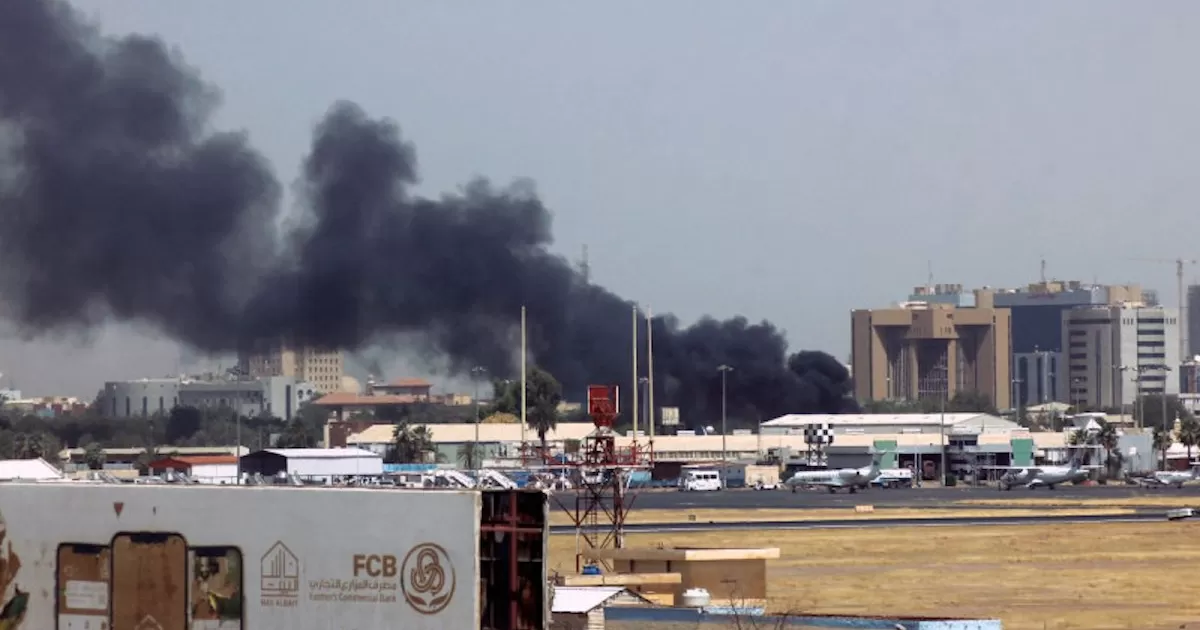 Intentan realizar golpe de Estado en Sudán; enfrentamientos dejan 3 muertos