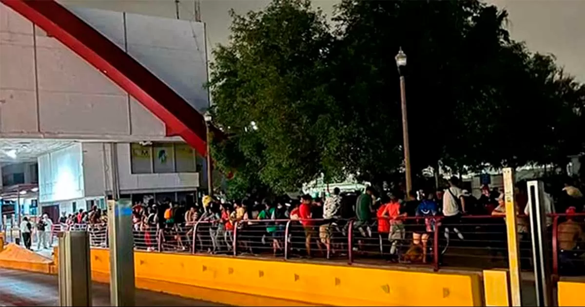 Cierran puente internacional Matamoros-Brownsville ante ola de migrantes que pretendían cruzar a EU