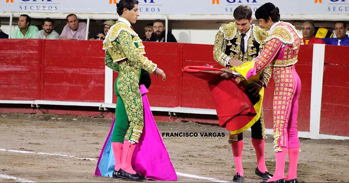 Oreja para Sebastián Castella otro para Luis David en la tercera corrida del Serial Taurino