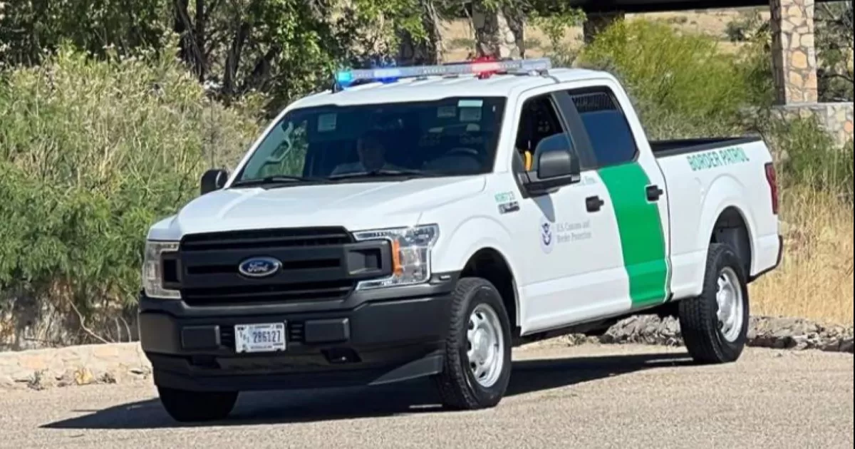 Traficante armado es detenido en un retén en Eagle Pass