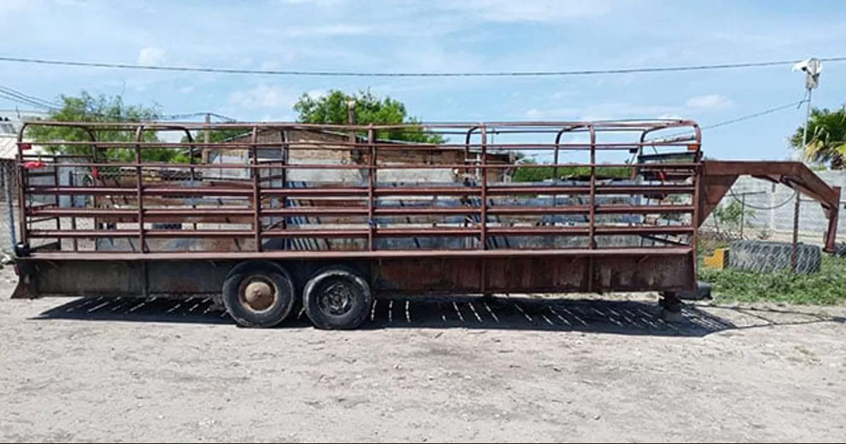 Roba remolque ganadero y lo capturan en Acuña
