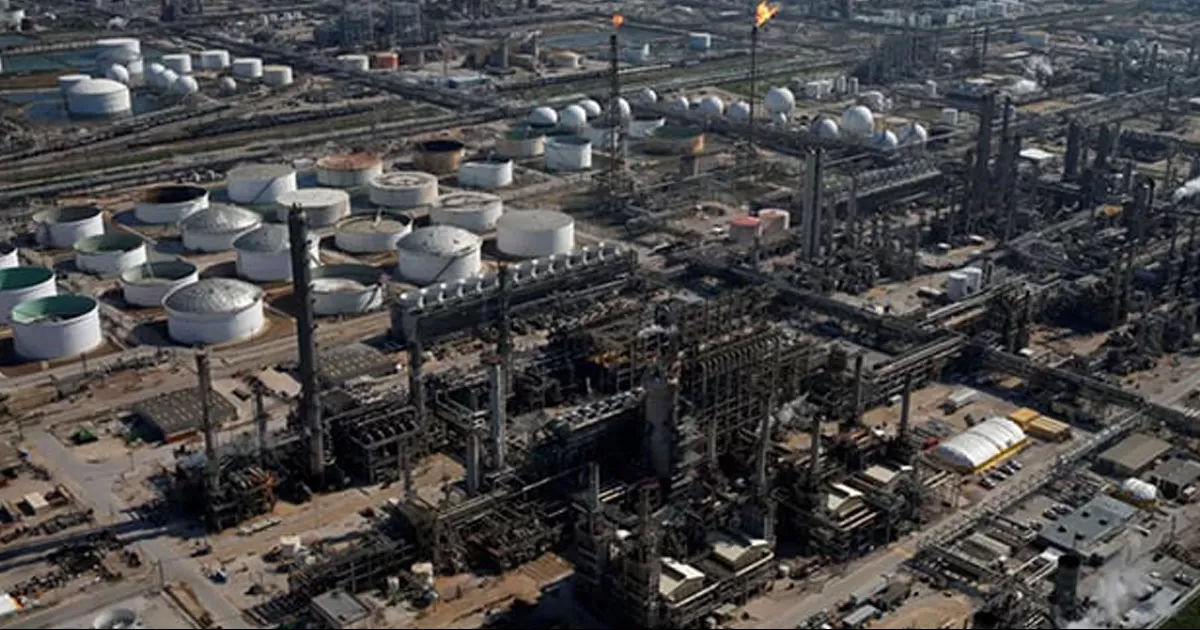 Refinería de Deer Park registra caída de 28%, anuncia PEMEX