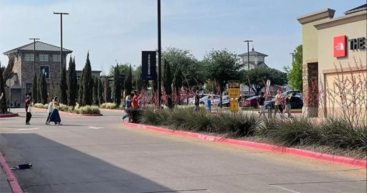 Caos y pánico, así describen testigos el tiroteo en centro comercial de Texas que dejó 9 muertos