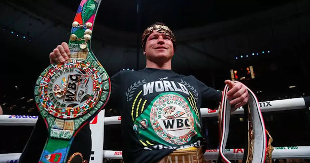 AMLO felicita al ‘Canelo’ y Checo Pérez por sus actuaciones; ‘ponen en alto el nombre del país’