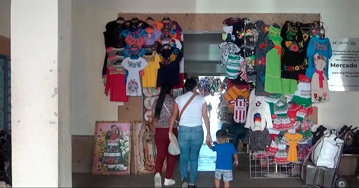 Locatarios del Mercado Zaragoza esperan recibir a compradores por el 10 de Mayo