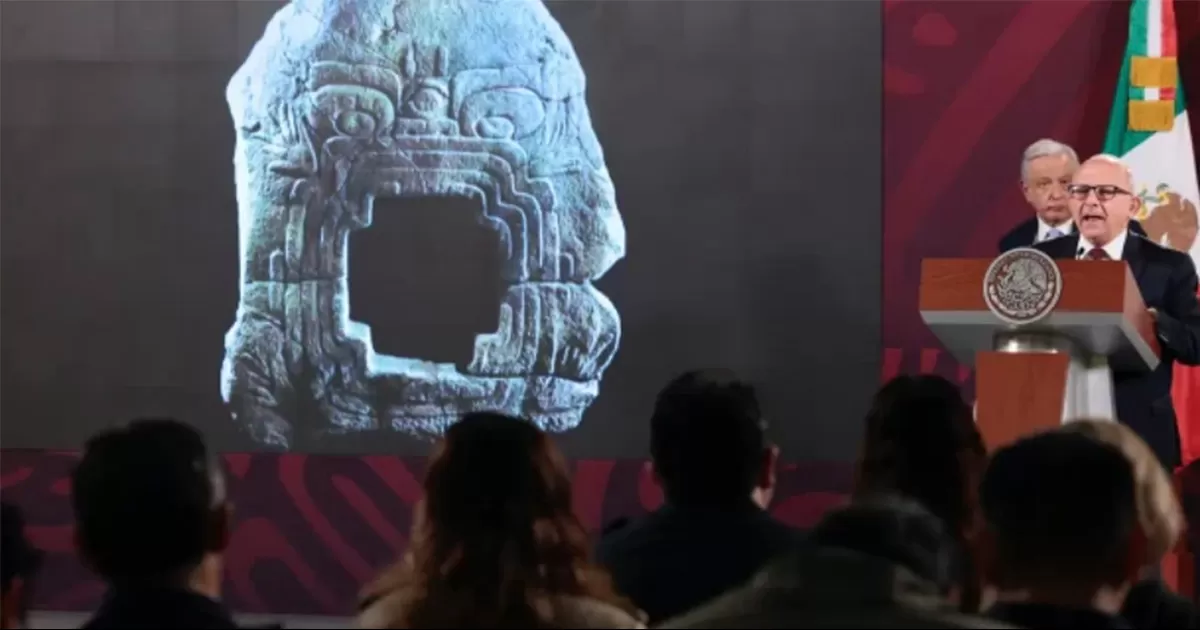 México recupera de NY ‘el monstruo de la tierra’, la pieza Olmeca más buscada