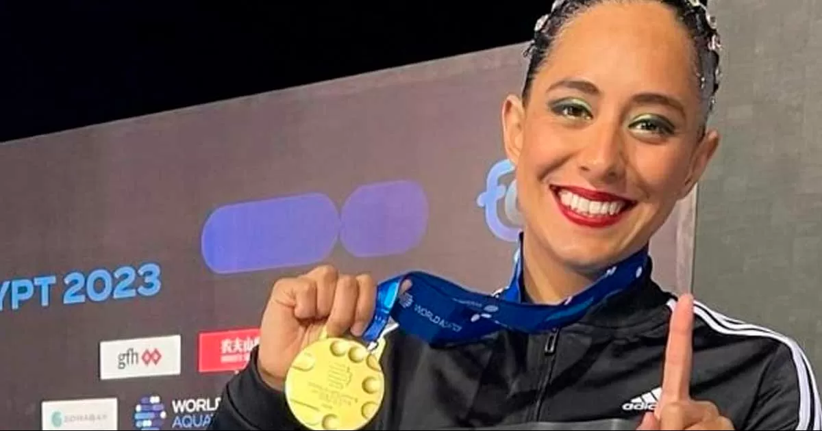 Atleta desmiente a AMLO sobre apoyo del gobierno a la Selección de Natación Artística
