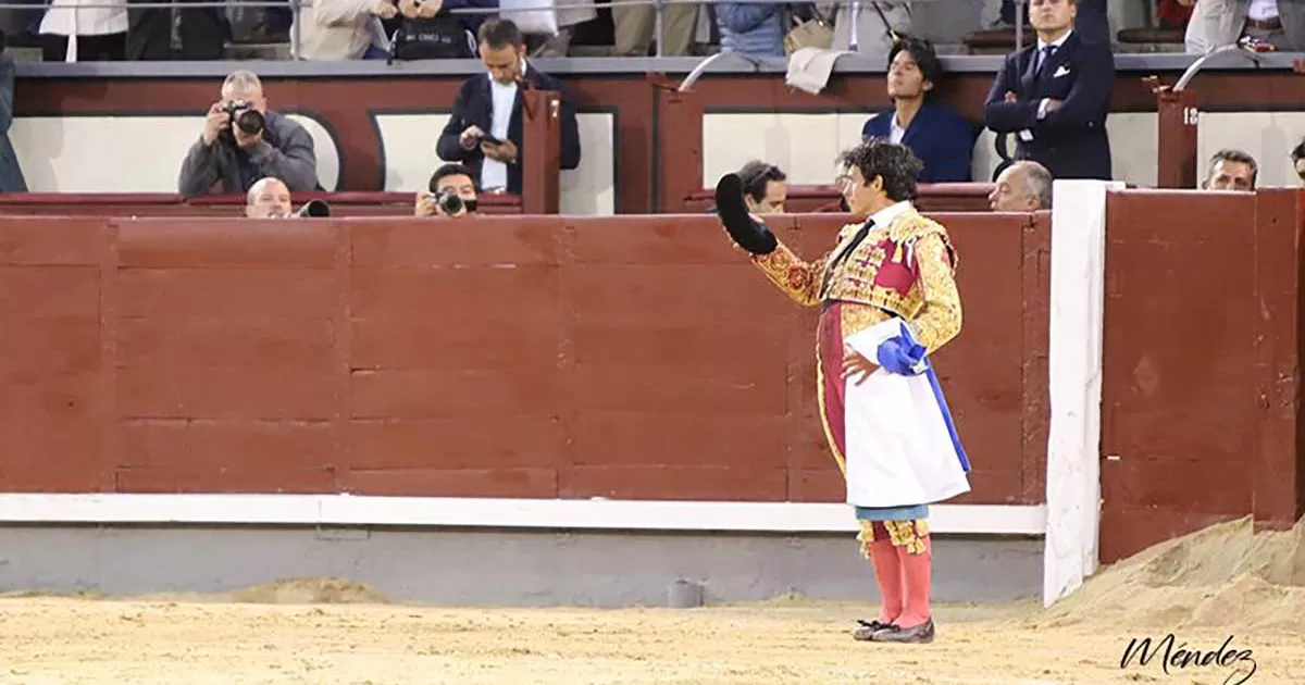 Decorosa actuación de Isaac Fonseca, en su confirmación de alternativa