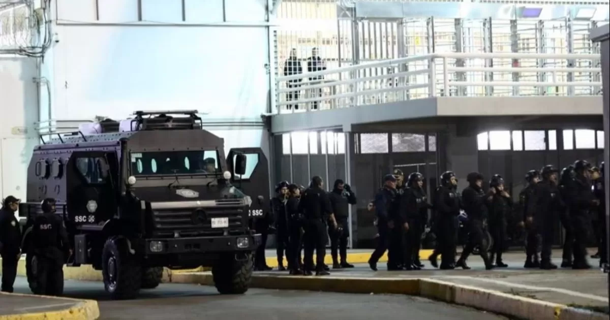 Riña en penal de Santa Martha Acatitla deja tres muertos: García Harfuch