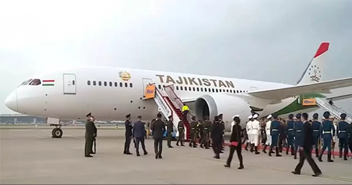 ¡Vuela de nuevo! Presidente de Tayikistán estrena avión que compró a AMLO