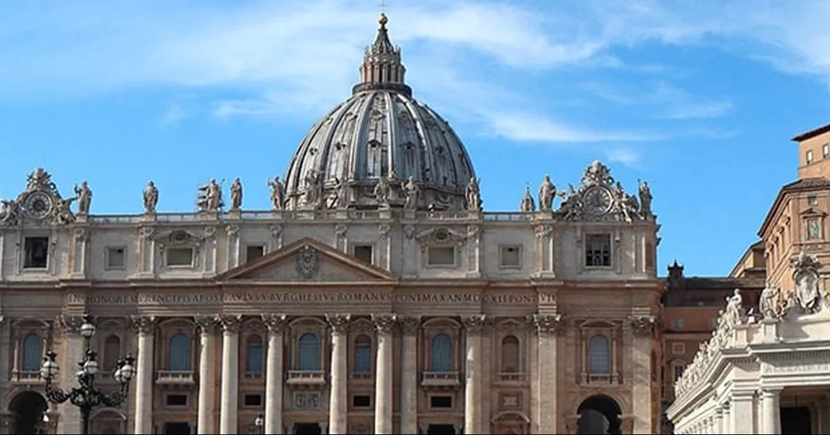 El hombre, de unos 40 años, fue examinado inmediatamente por médicos de la Dirección de Salud e Higiene del Estado de la Ciudad del Vaticano.
