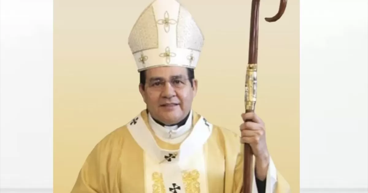 El presunto responsable fue detenido por policías municipales y la arquidiócesis informó que interpondrán la denuncia