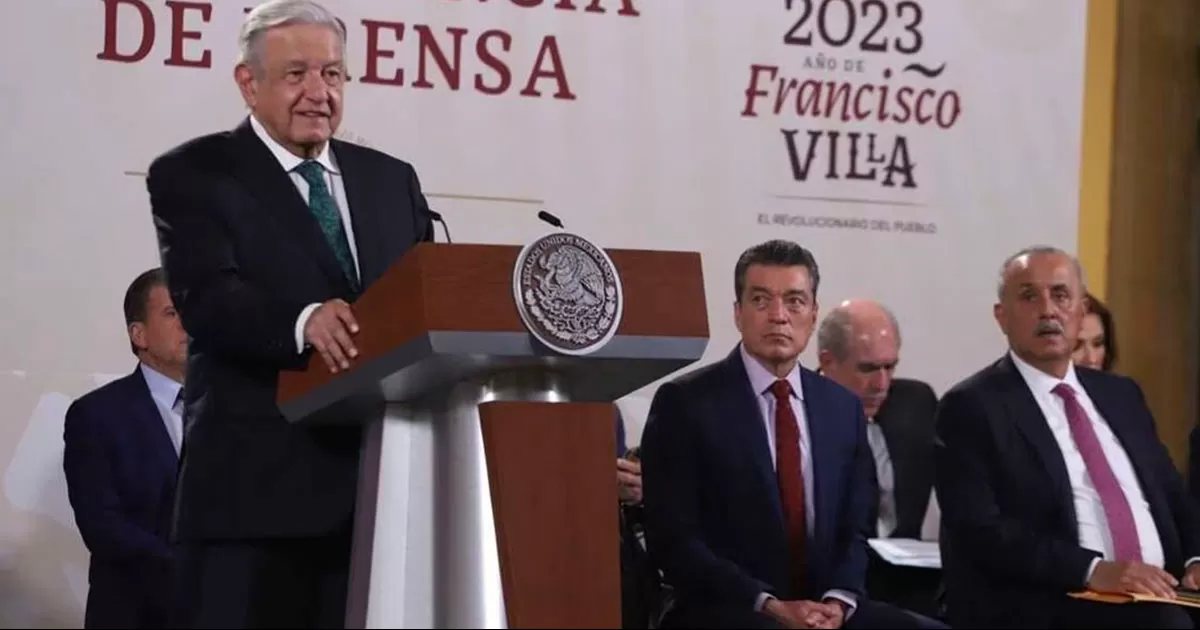 AMLO anuncia programa de visas temporales de trabajo para migrantes centroamericanos en México