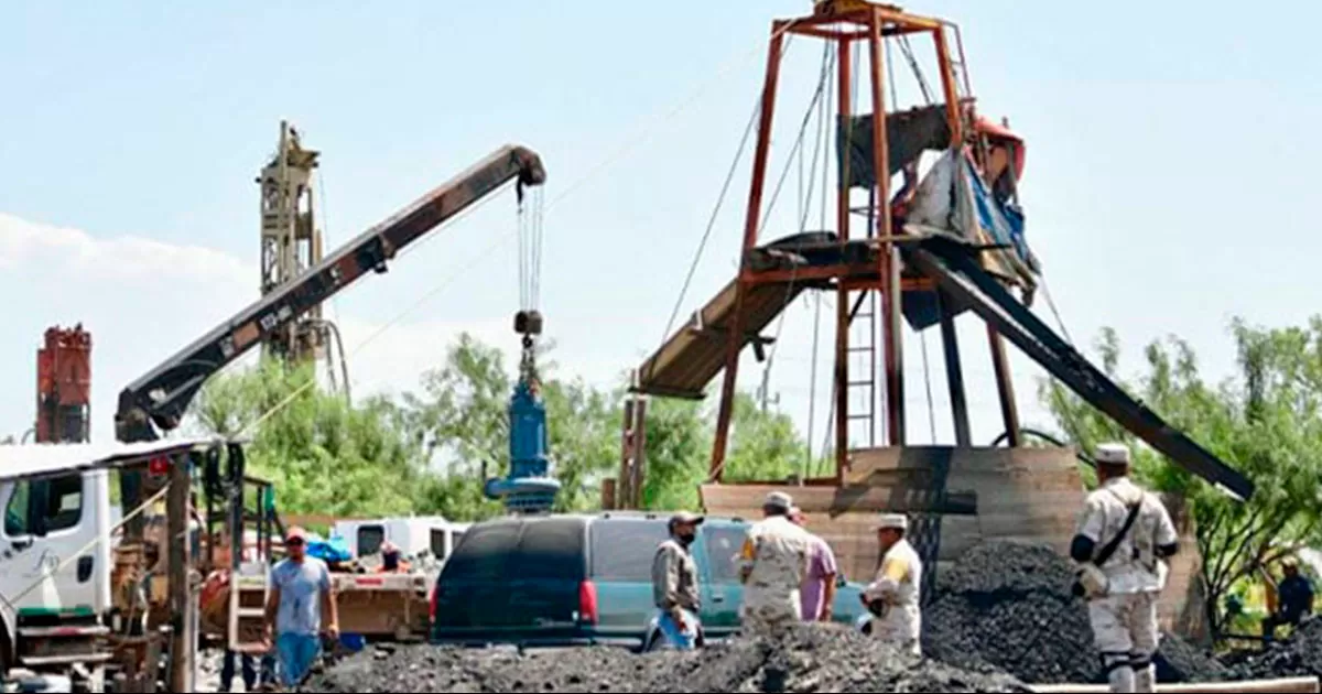 Este es el segundo detenido por este accidente donde actualmente se trabaja en recuperar los cuerpos.