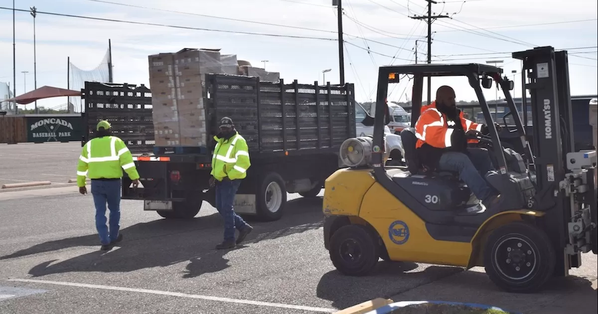 En junio definen si acortan la semana laboral en Eagle Pass