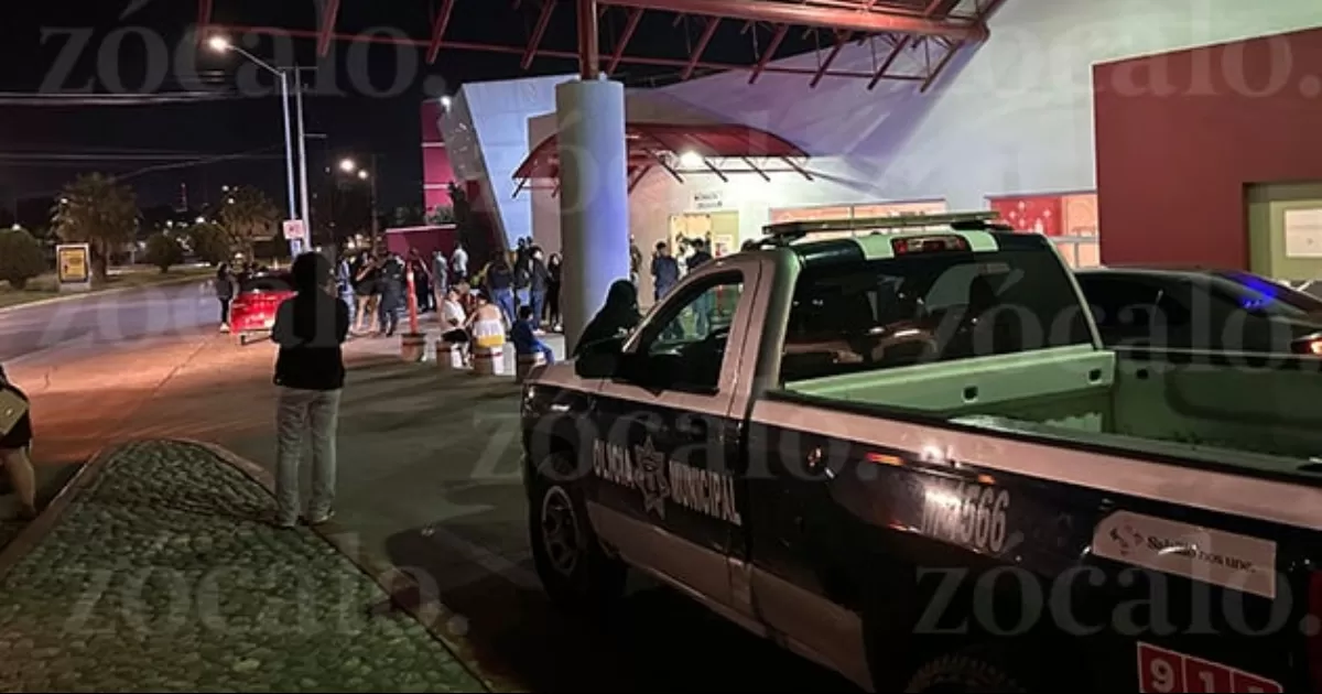 Mueren par de hermanos al ser atacados por decena de jóvenes en Saltillo