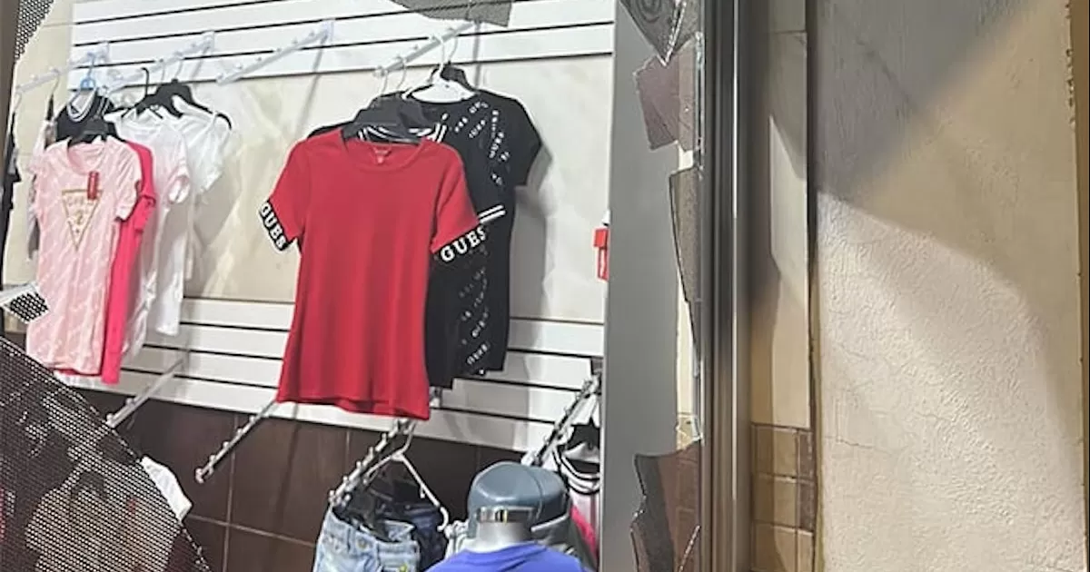 Saquean boutique en colonia Año 2000; es la segunda ocasión que le atracan el negocio