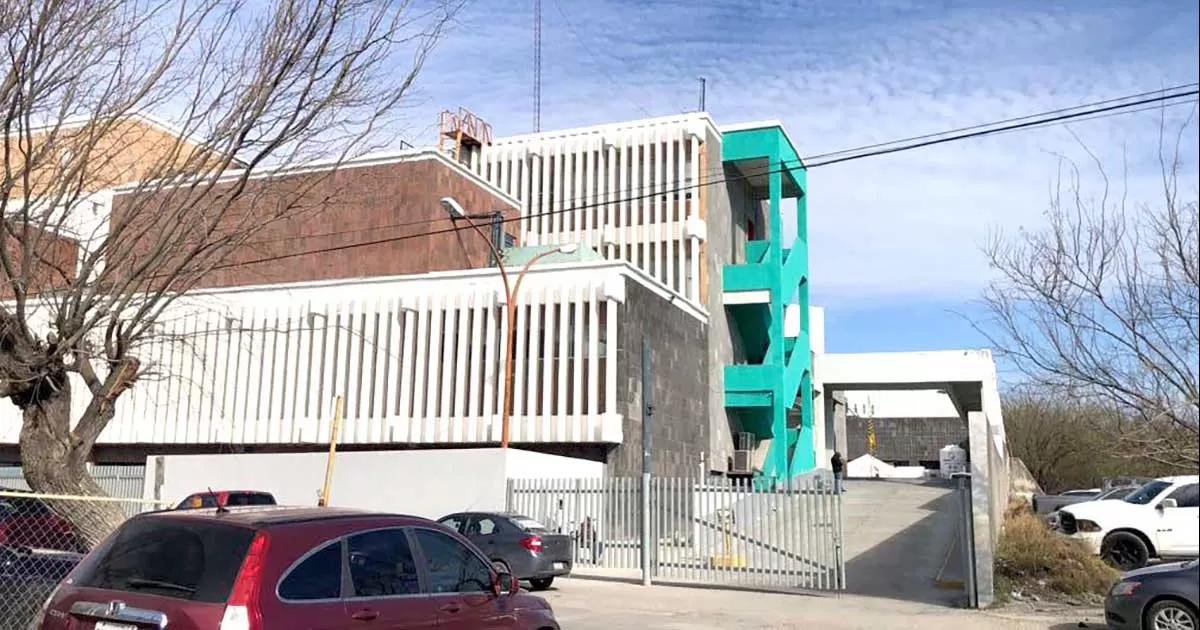 Es llevada de urgencias al hospital 11 del Seguro Social