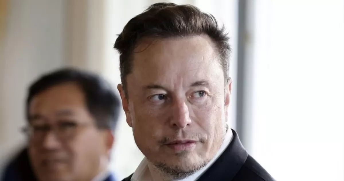 Elon Musk y las afirmaciones falsas y engañosas que ha amplificado en Twitter