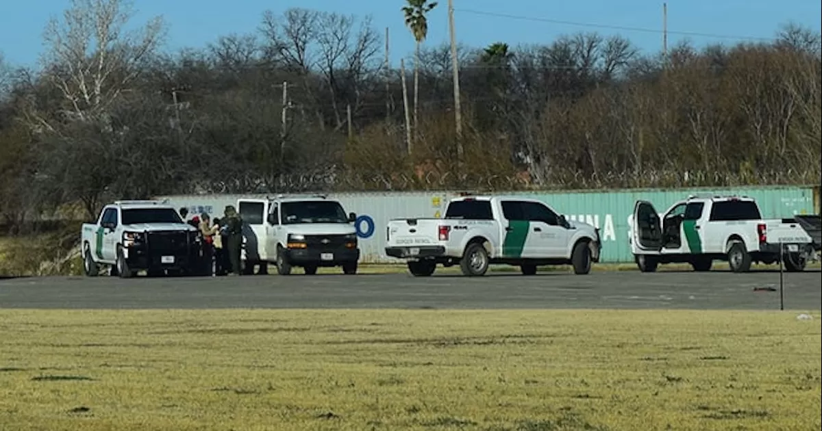 Estado deja entrever que inmigrantes que lo hagan, serán enviados a Del Río y hasta por un mes a una prisión en Dilley, Tx