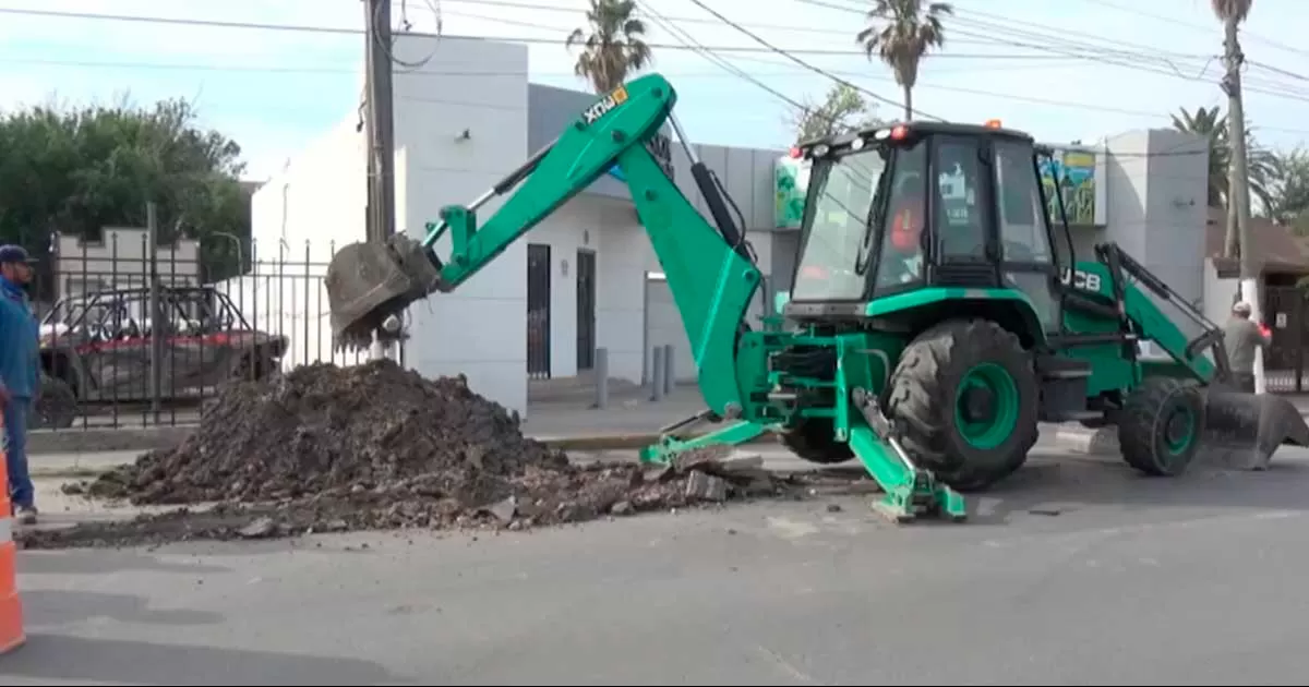 Tardó casi tres meses la reposición de la red de drenaje en la avenida 16 de Septiembre. El drenaje estaba totalmente colapsado