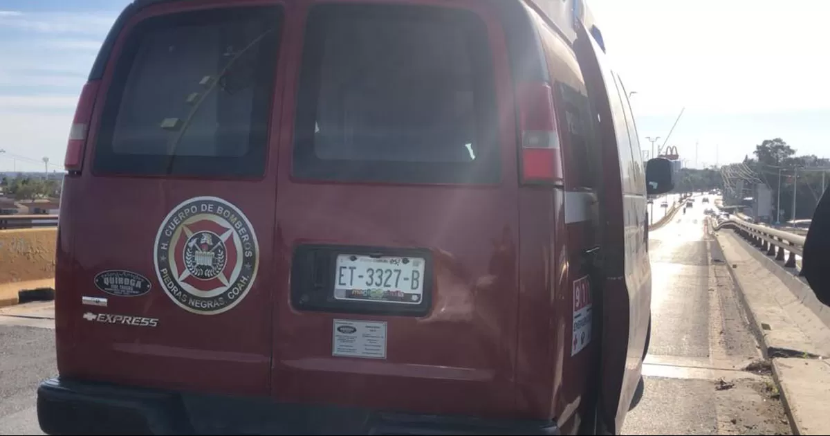 El niño fue atendido por paramédicos de bomberos quienes lo trasladaron a la clínica México.