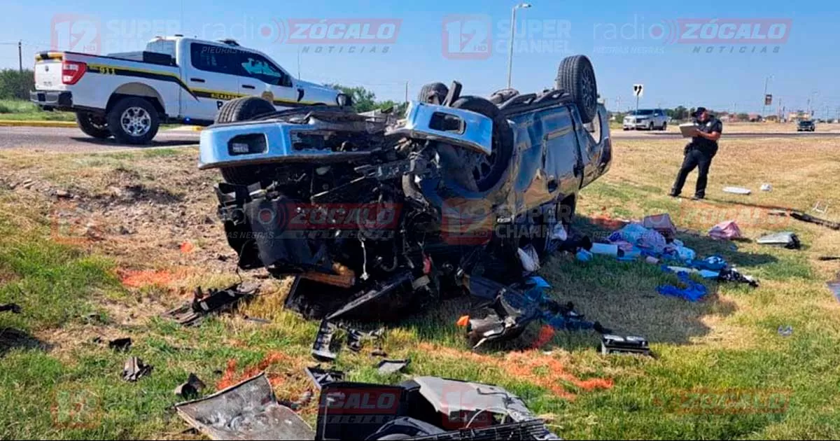 Volcadura deja 2 lesionados graves en área Kikapú