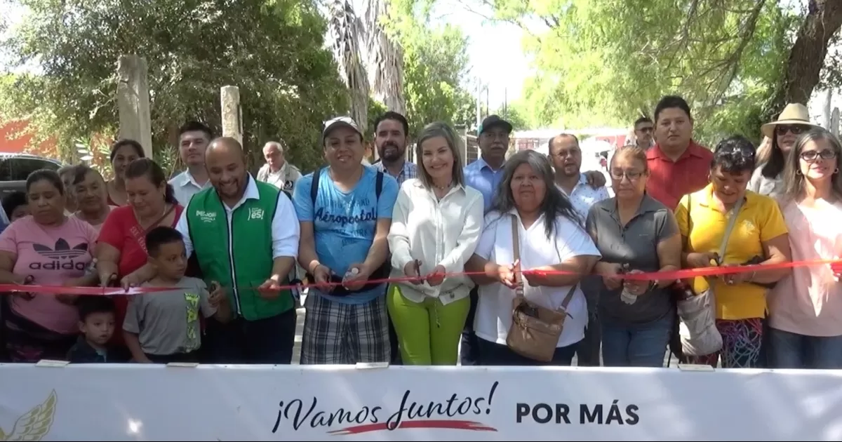 Lucero Montemayor comentó que la calle duró muchos años en el olvido y que a petición de los vecinos la alcaldesa dio instrucciones de que se atendiera.