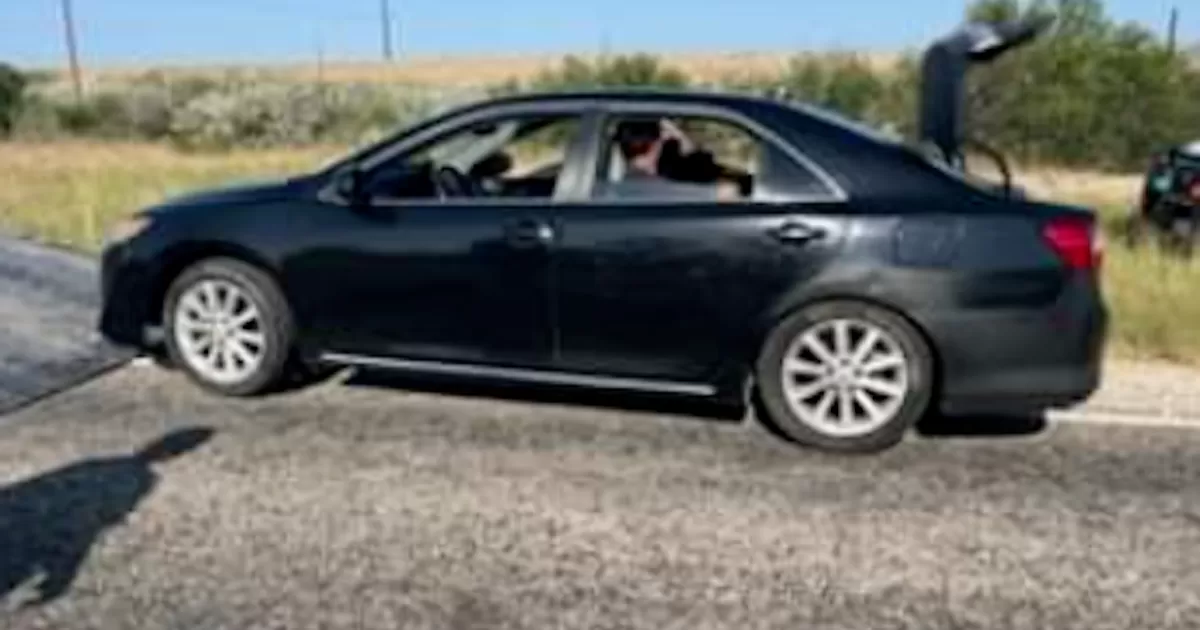 Traficante trata de huir tras abandonar a migrantes en Eagle Pass