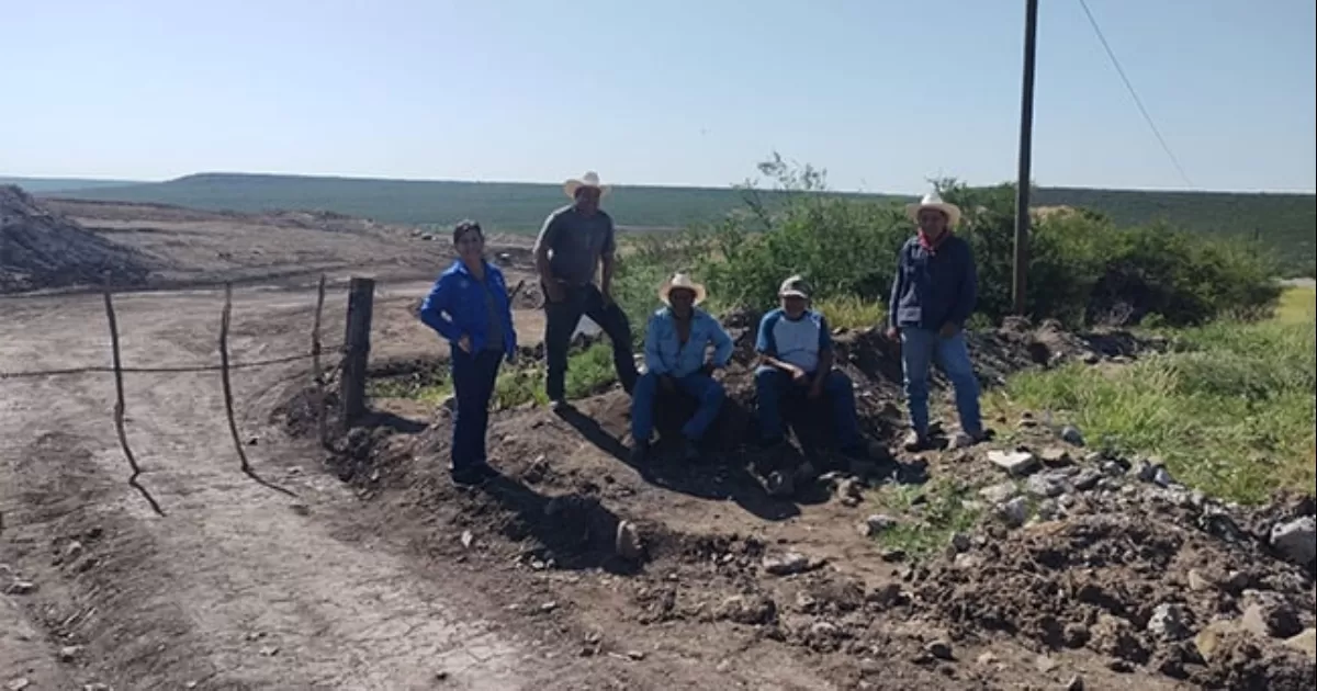 Cierran ejidatarios tajo de carbón a Diputado de Morena en Palaú
