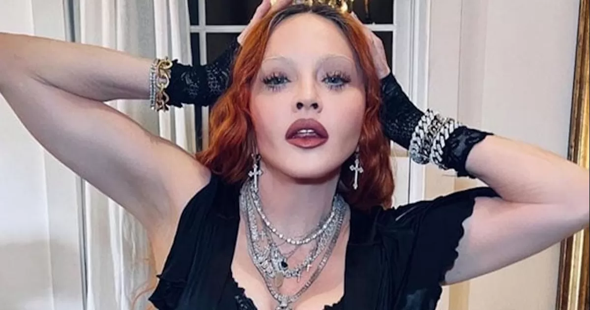 Ha dejado el hospital en una ambulancia privada, datos en ambos casos transmitidos por fuentes cercanas