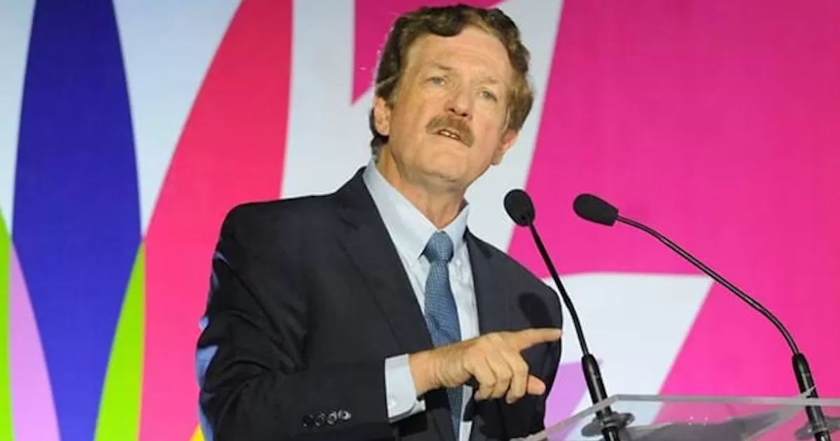 A través de un video, Romero Hicks dijo que se integrará al equipo de Xóchitl Gálvez en busca de liderar la candidatura presidencial de Va por México