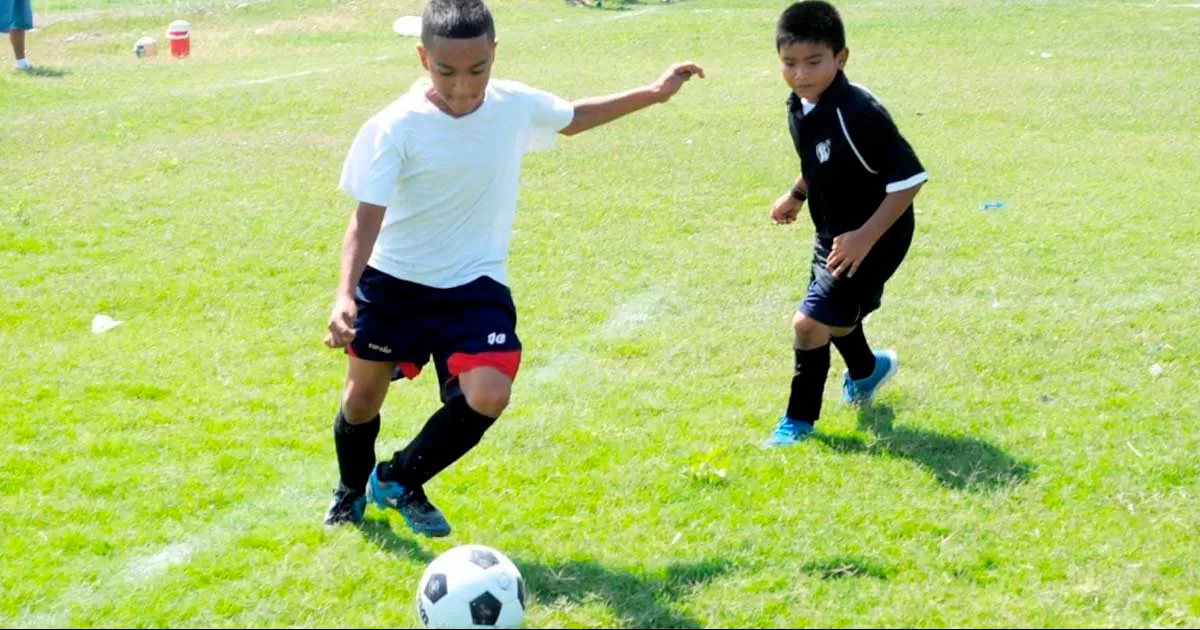 Los niños de la colonia Ampliación Ramón Bravo y de sectores aledaños podrán disfrutar de su campamento vacacional de futbol soccer.