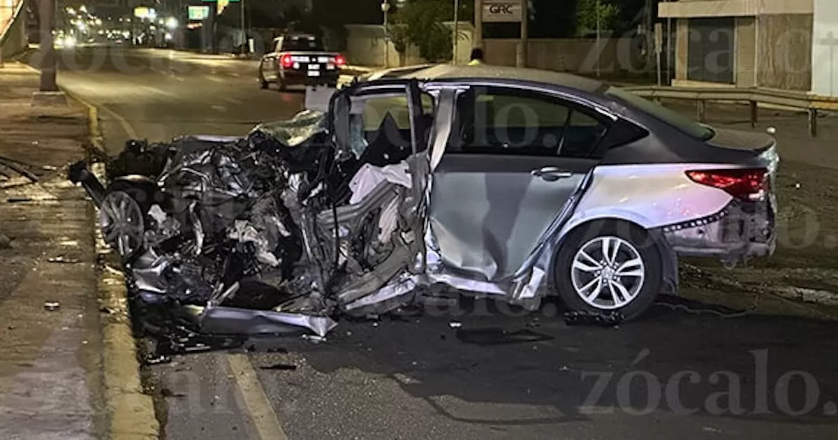 A un minuto de haber sido dado el informe de un conductor manejando en dirección contraria por V. Carranza, oficiales recibieron fatal reporte