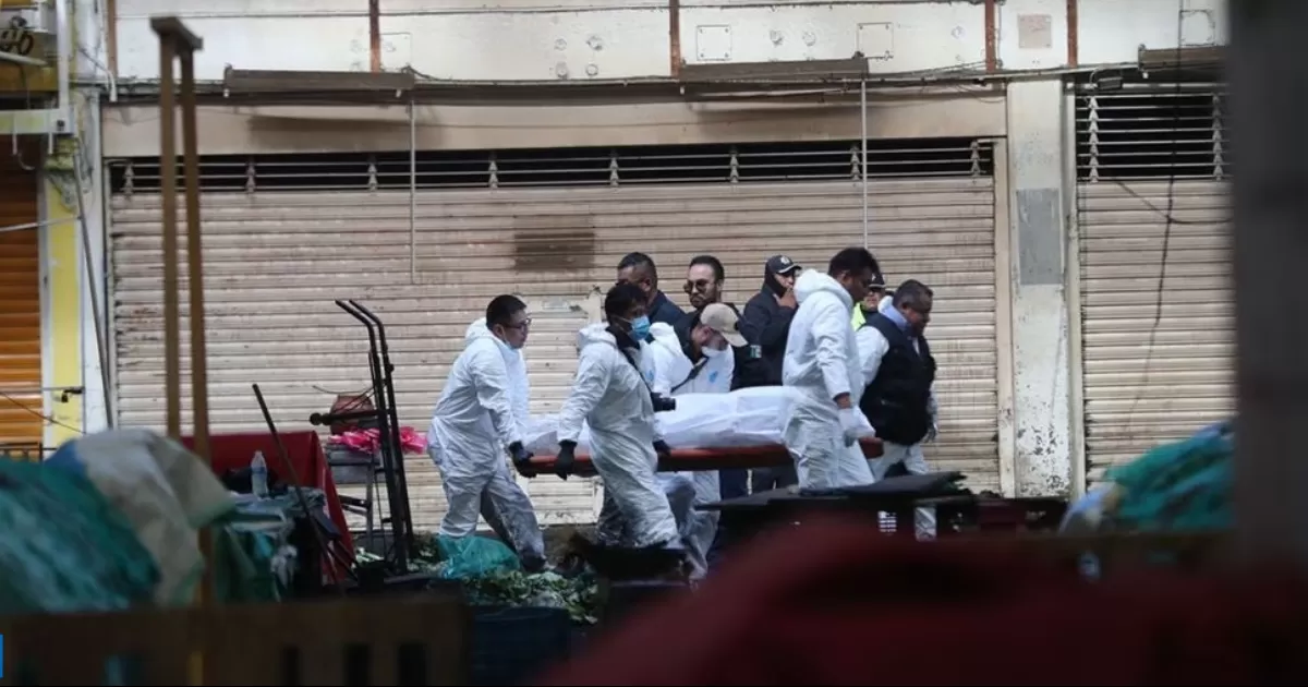 En estos hechos también se reportan dos heridos que fueron trasladados al Hospital Adolfo López Mateos, presuntamente con quemaduras en el 80% de su cuerpo