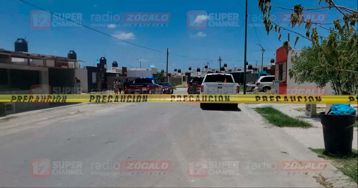 El joven había entrado al baño desde las 8 de la mañana y a las 2 de la tarde no había salido, lo que preocupó a sus familiares.